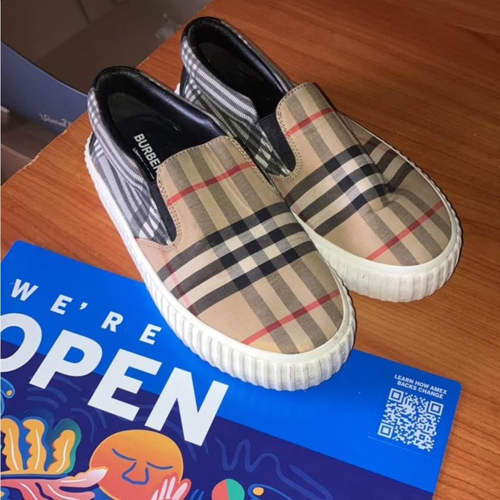 👶Children BURBERRY Andrew Archive Checkered Slip-On Espadrilles 👟 (EU34)